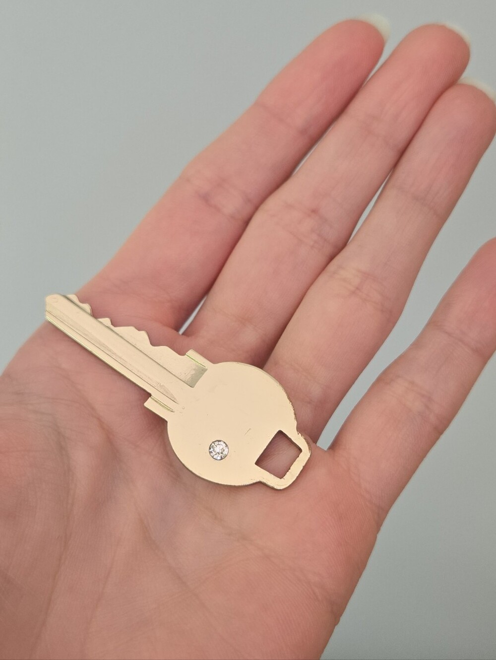 Key Pendant - Picture 3 of 6